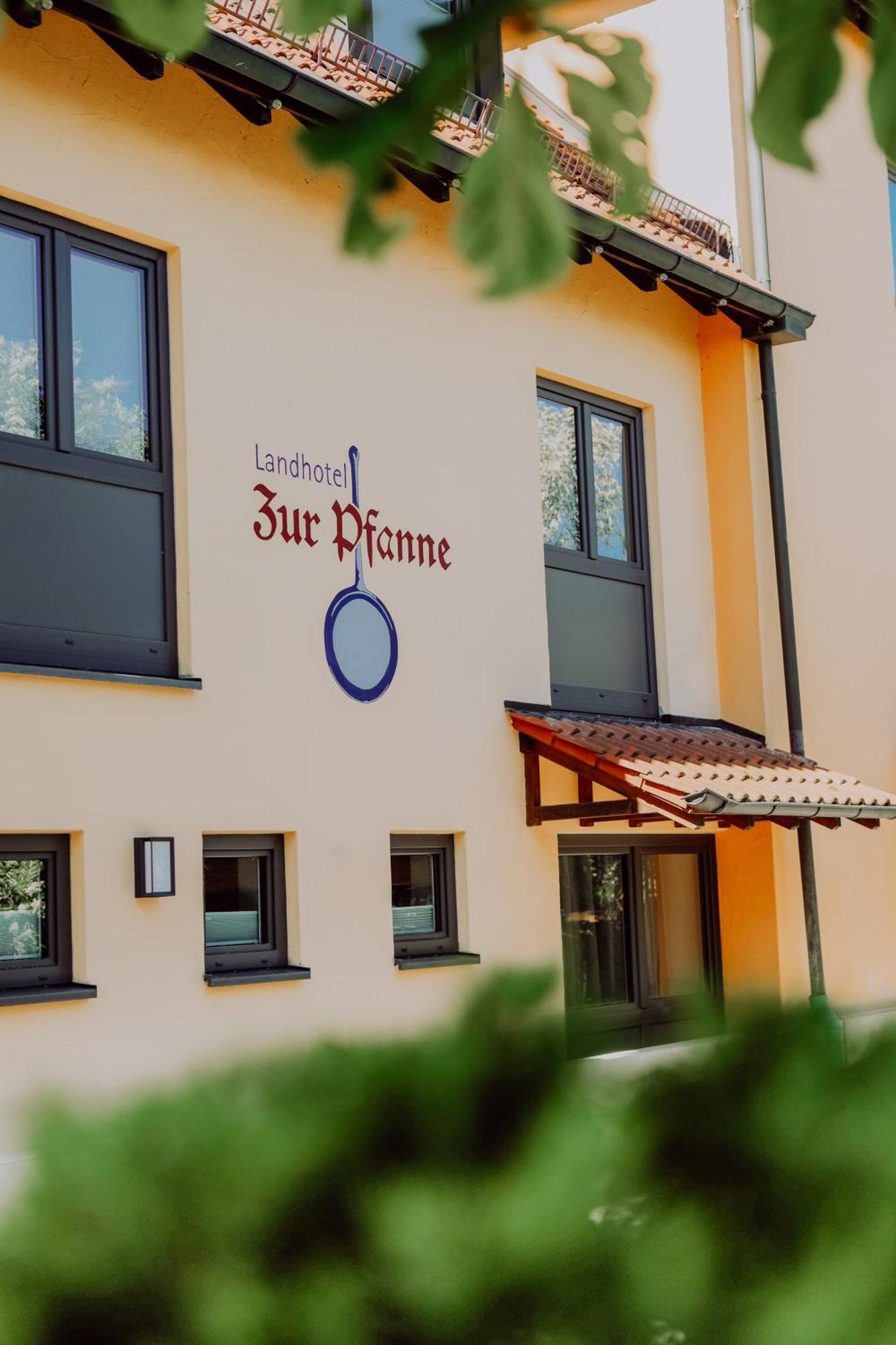 Zur Pfanne - Studio Biberach an der Riß Exterior foto
